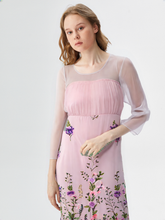 Fustan_with_3D_design_and_high_quality_stone